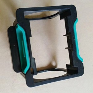 Двуцветни пластмасови части